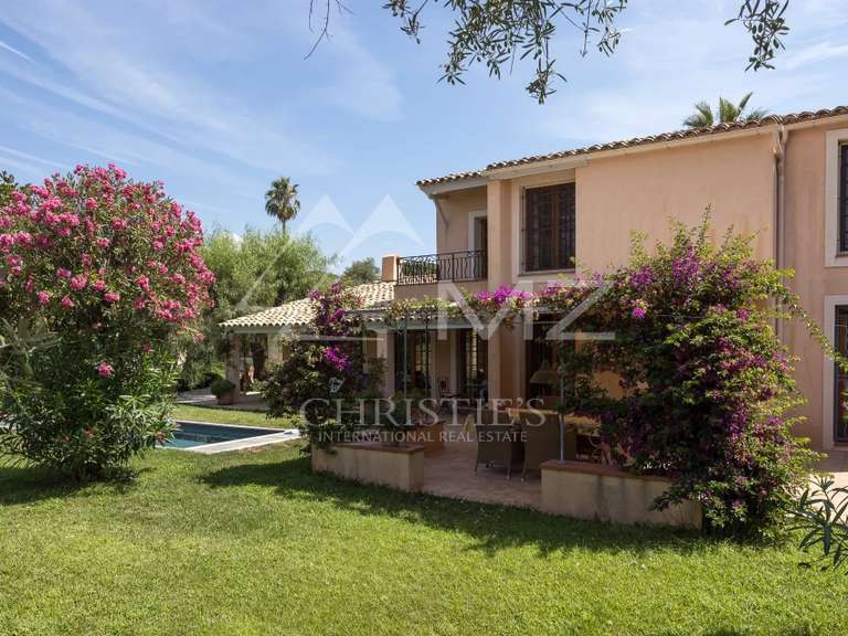 Villa Cap-d-antibes - 4 chambres - 210m²
