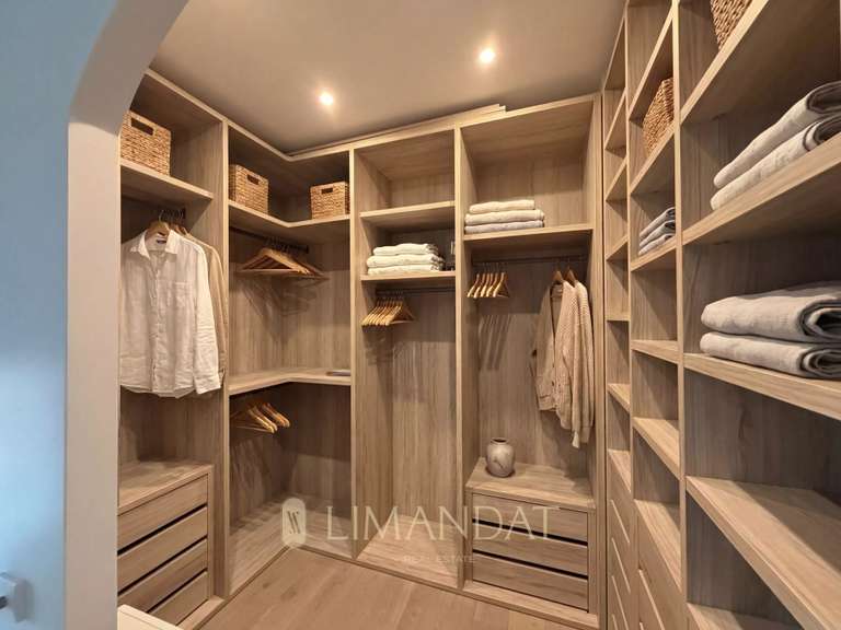 Villa with Sea view cap-d-antibes - 5 bedrooms - 200m²