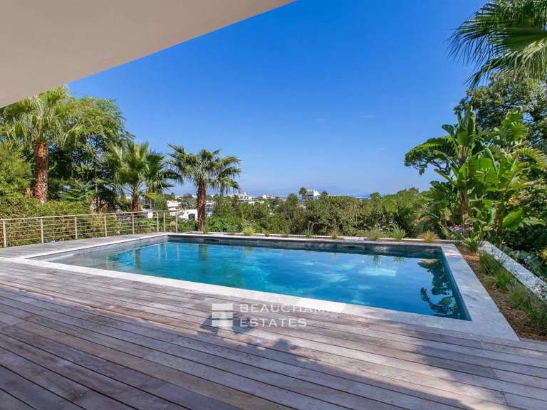 Villa avec Vue sur mer Cap-d-antibes - 6 chambres - 320m²