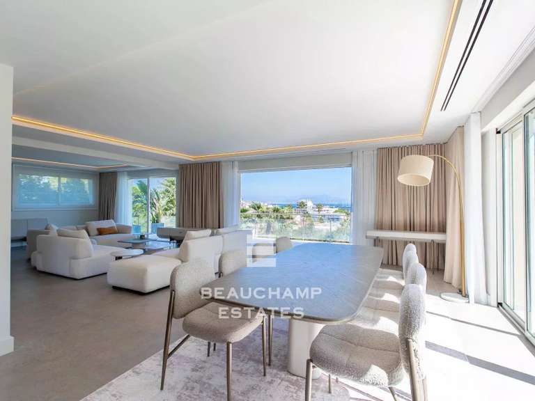 Villa with Sea view cap-d-antibes - 6 bedrooms - 320m²