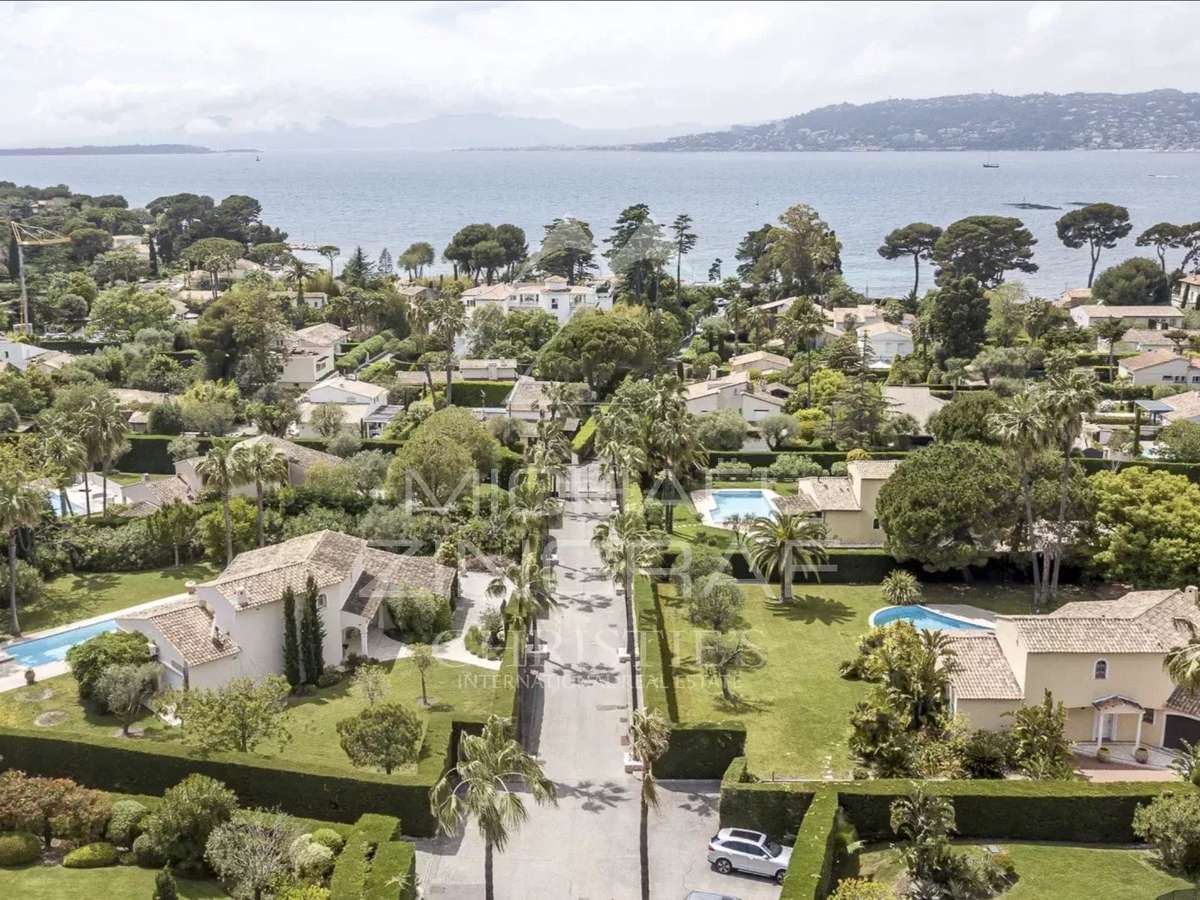 Villa Cap-d-antibes