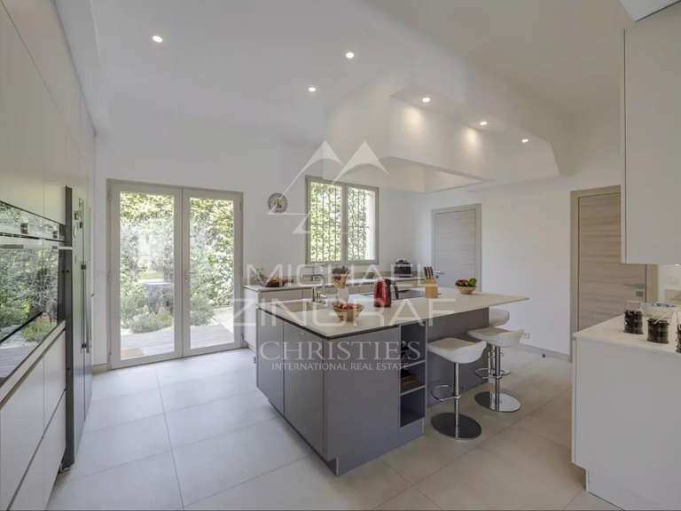 Villa avec Vue sur mer Cap-d-antibes - 6 chambres - 385m²