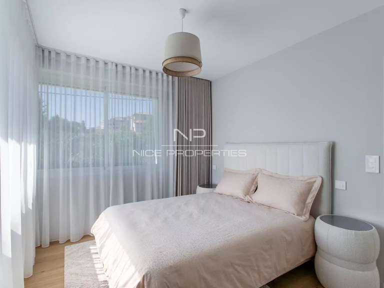 Villa avec Vue sur mer Cap-d-antibes - 7 chambres - 333m²