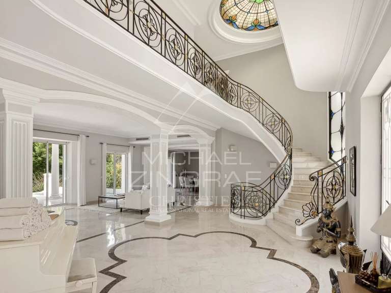 Villa Cap-d-antibes - 10 chambres - 512m²