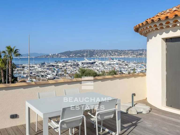 Villa avec Vue sur mer Cap-d-antibes - 6 chambres - 314m²