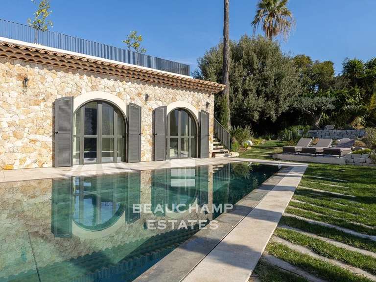 Villa avec Vue sur mer Cap-d-antibes - 6 chambres - 314m²