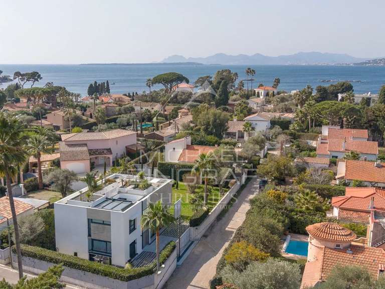 Villa avec Vue sur mer Cap-d-antibes - 5 chambres - 318m²