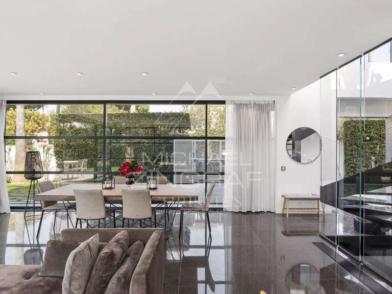 Villa avec Vue sur mer Cap-d-antibes - 5 chambres - 318m²