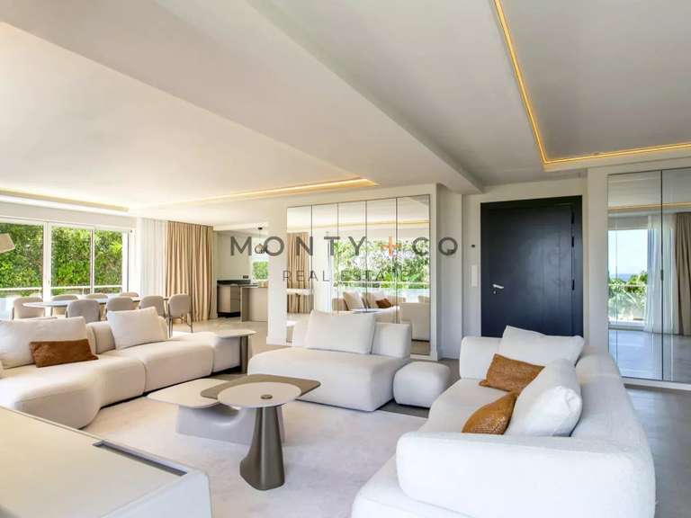 Villa avec Vue sur mer Cap-d-antibes - 7 chambres - 320m²