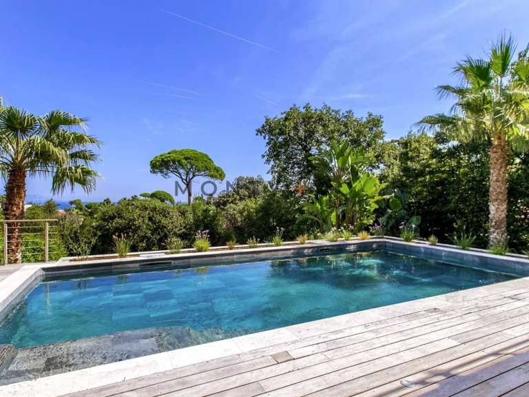 Villa avec Vue sur mer Cap-d-antibes - 7 chambres - 320m²