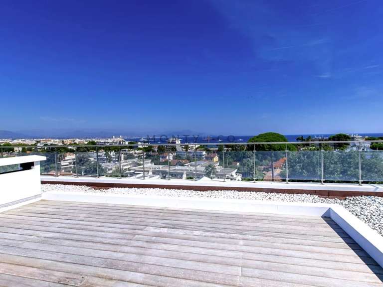Villa avec Vue sur mer Cap-d-antibes - 7 chambres - 320m²