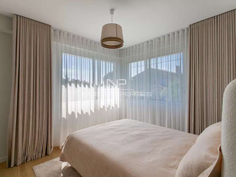 Villa avec Vue sur mer Cap-d-antibes - 7 chambres - 333m²