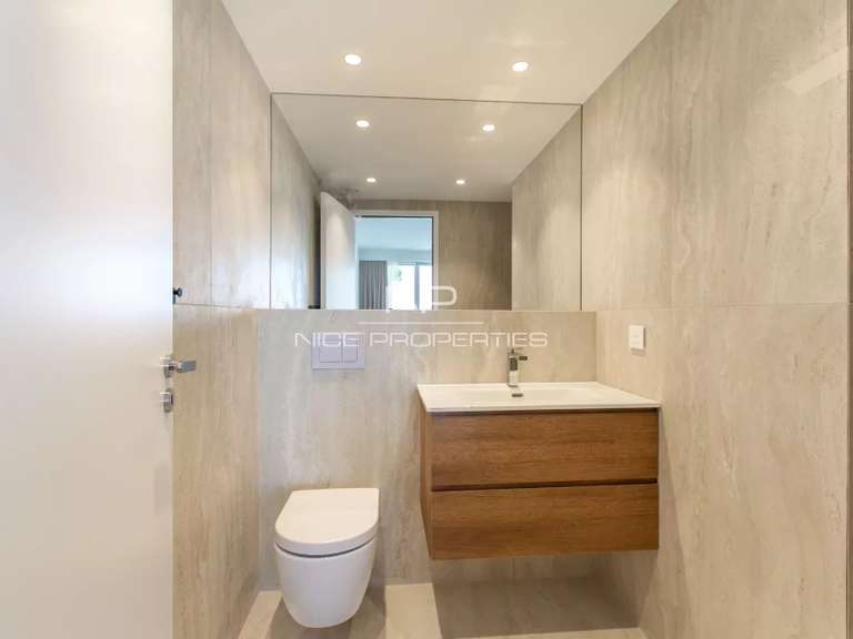 Villa avec Vue sur mer Cap-d-antibes - 7 chambres - 333m²