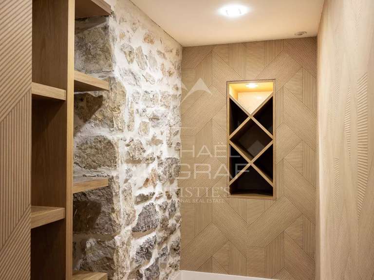 Villa Cap-d-antibes - 4 chambres - 300m²