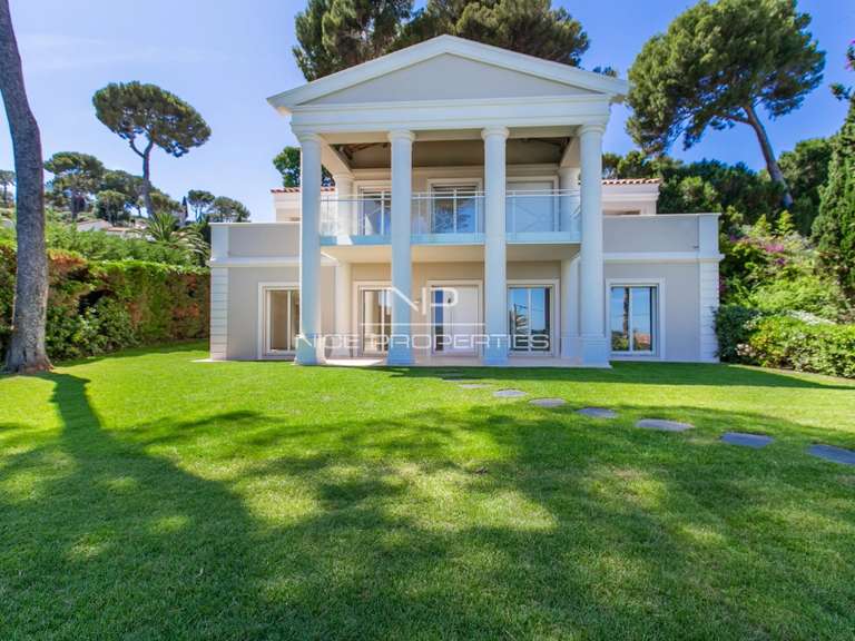 Villa avec Vue sur mer Cap-d-antibes - 4 chambres - 150m²