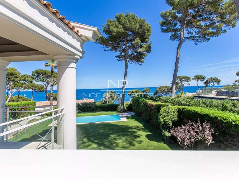 Villa avec Vue sur mer Cap-d-antibes - 4 chambres - 150m²