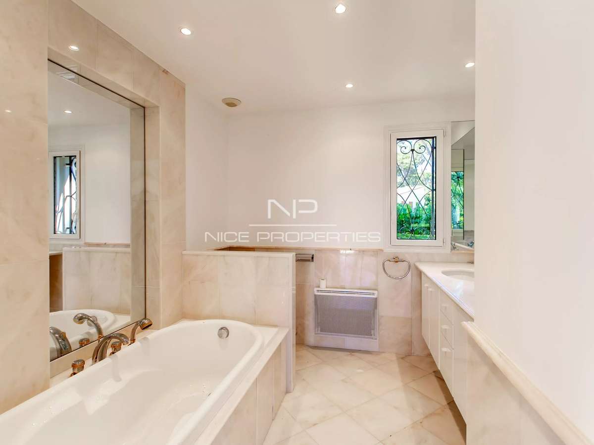 Villa Cap-d-antibes