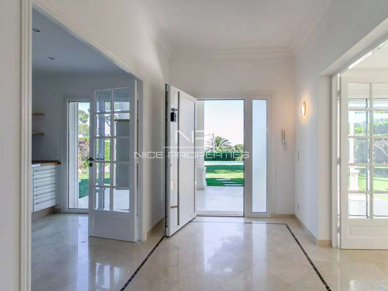 Villa avec Vue sur mer Cap-d-antibes - 4 chambres - 150m²