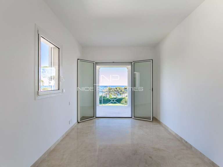Villa avec Vue sur mer Cap-d-antibes - 4 chambres - 150m²