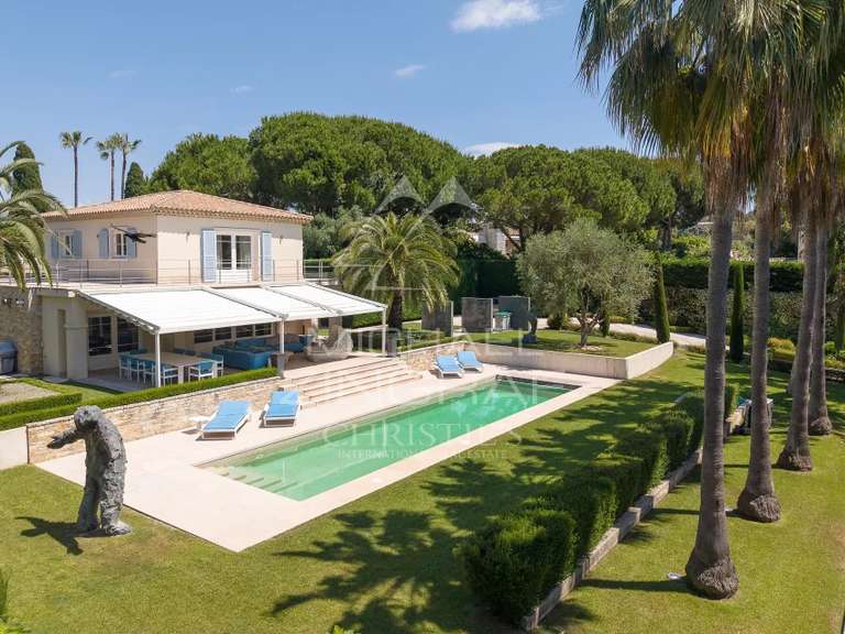 Villa Cap-d-antibes - 5 chambres - 323m²