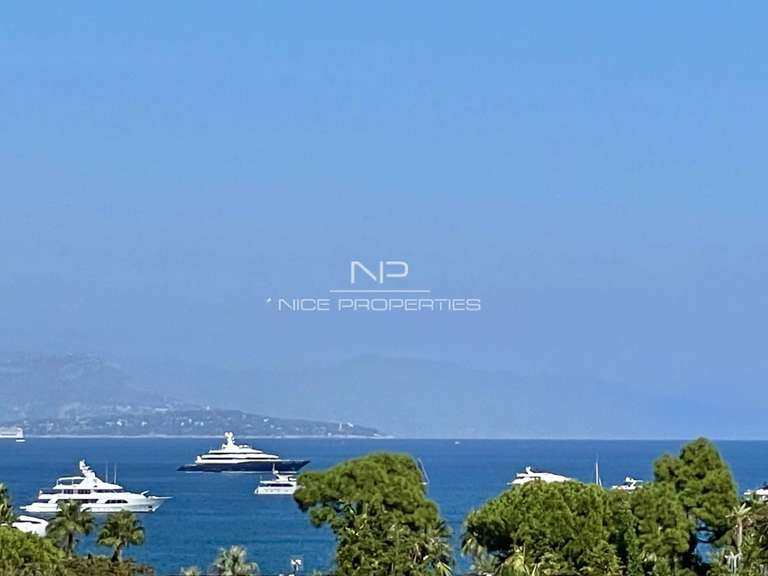 Villa with Sea view cap-d-antibes - 7 bedrooms - 333m²