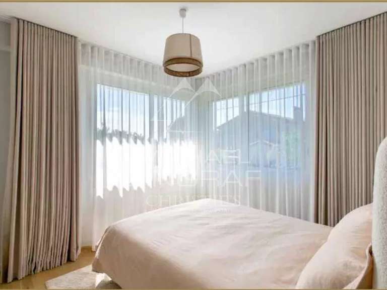 Villa avec Vue sur mer Cap-d-antibes - 6 chambres - 1201m²