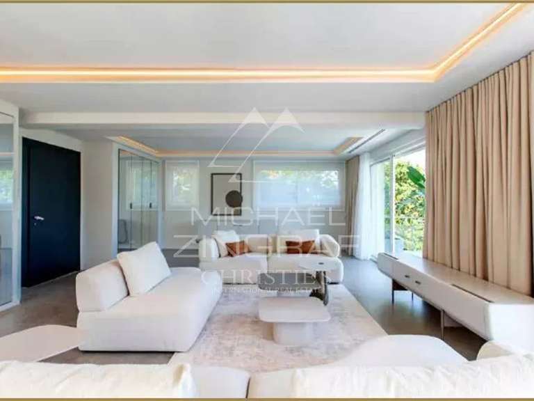 Villa avec Vue sur mer Cap-d-antibes - 6 chambres - 1201m²
