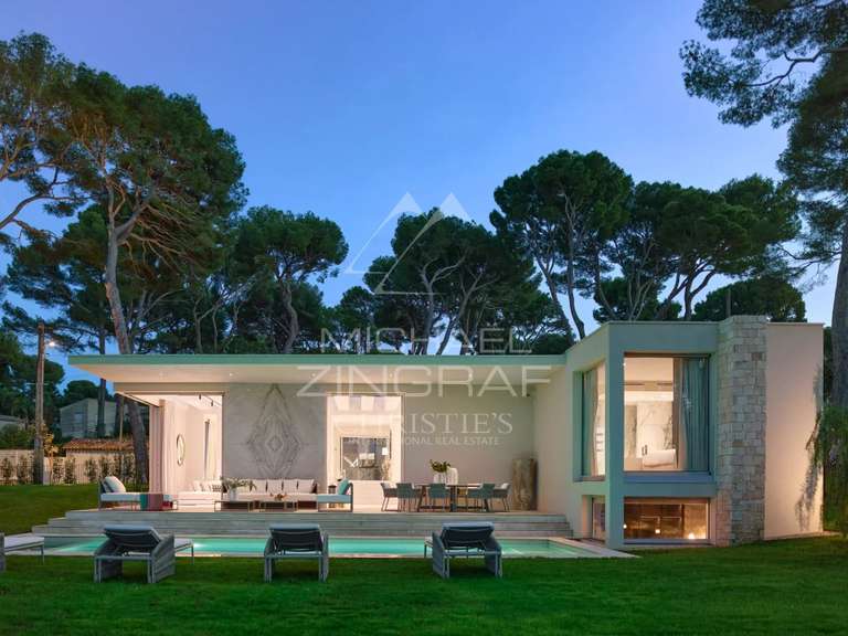 Villa Cap-d-antibes - 4 chambres - 402m²