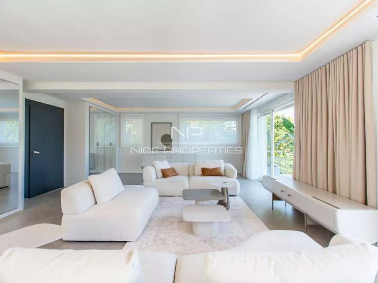 Villa avec Vue sur mer Cap-d-antibes - 7 chambres - 333m²