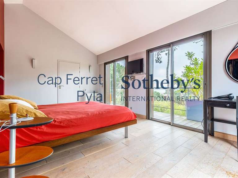 House cap-ferret - 4 bedrooms - 200m²