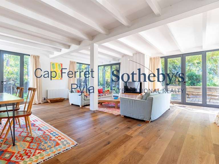 House cap-ferret - 5 bedrooms - 150m²