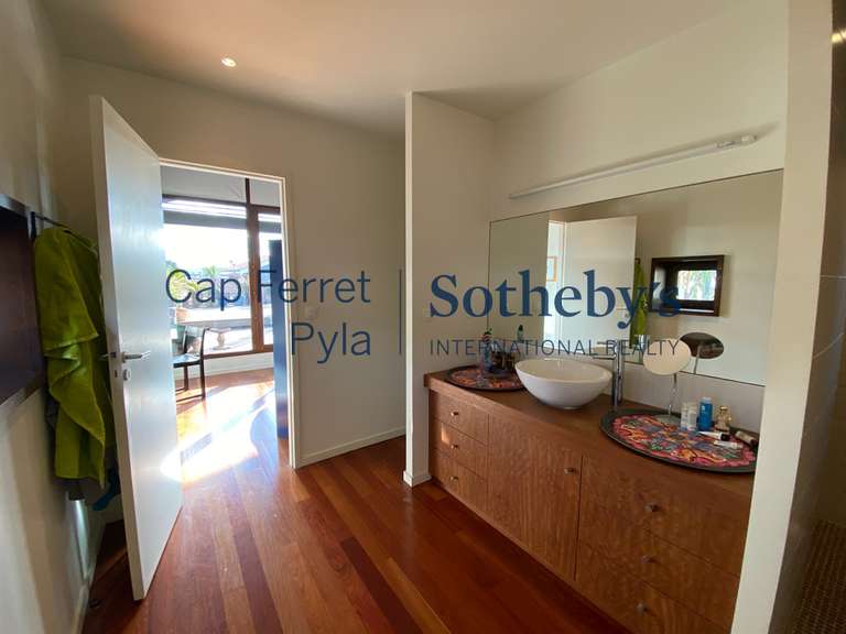 House cap-ferret - 5 bedrooms - 222m²