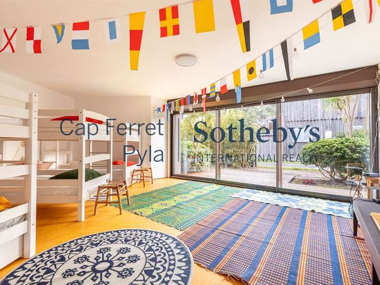 House cap-ferret - 5 bedrooms - 222m²