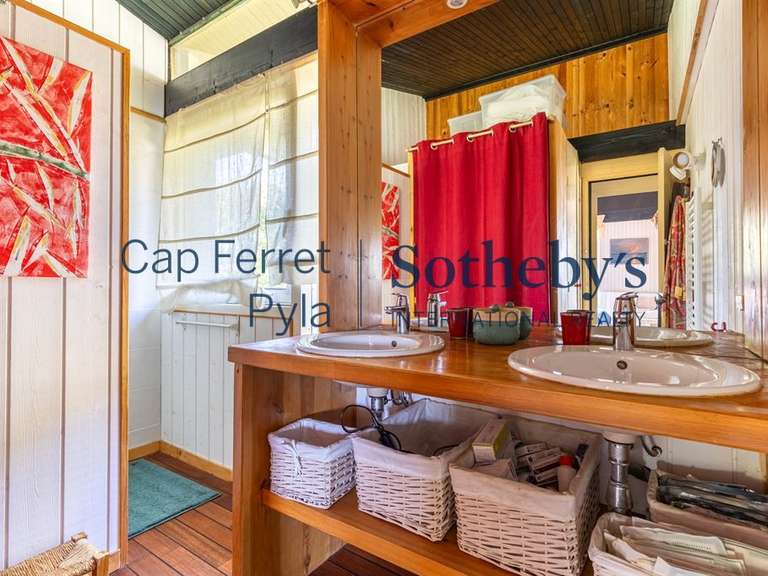 House cap-ferret - 6 bedrooms - 163m²