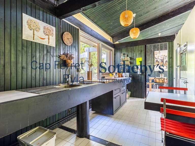 House cap-ferret - 6 bedrooms - 163m²