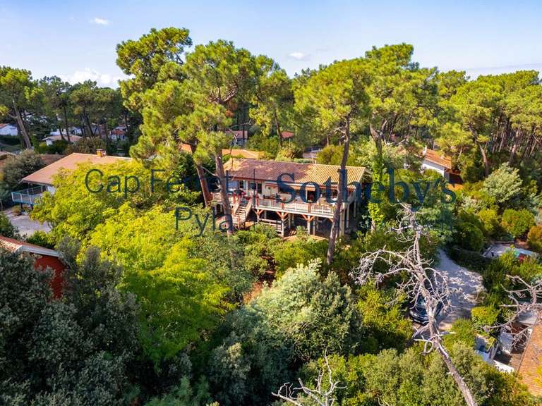 House cap-ferret - 6 bedrooms - 163m²