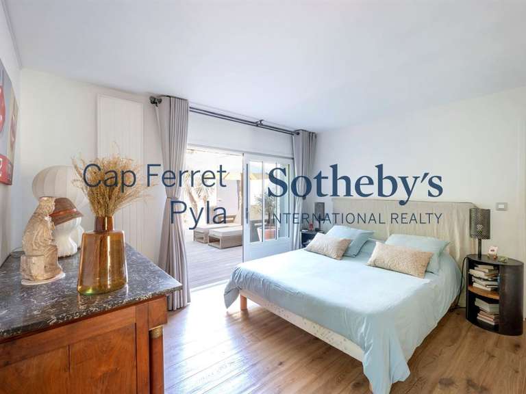 House cap-ferret - 8 bedrooms - 375m²