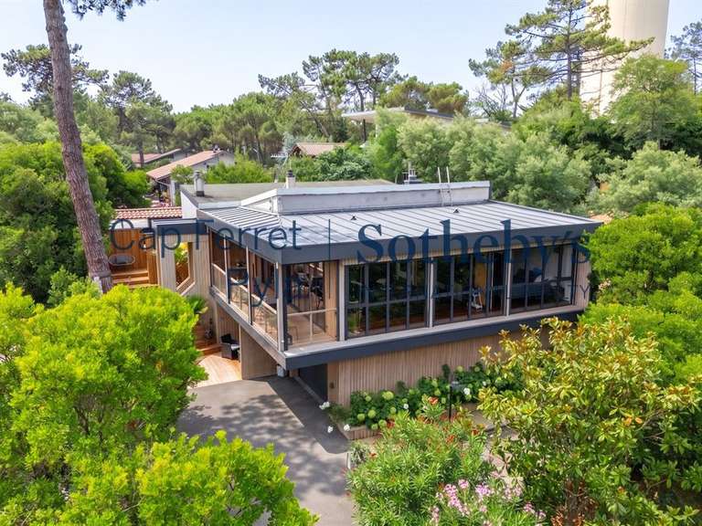House cap-ferret - 4 bedrooms - 190m²