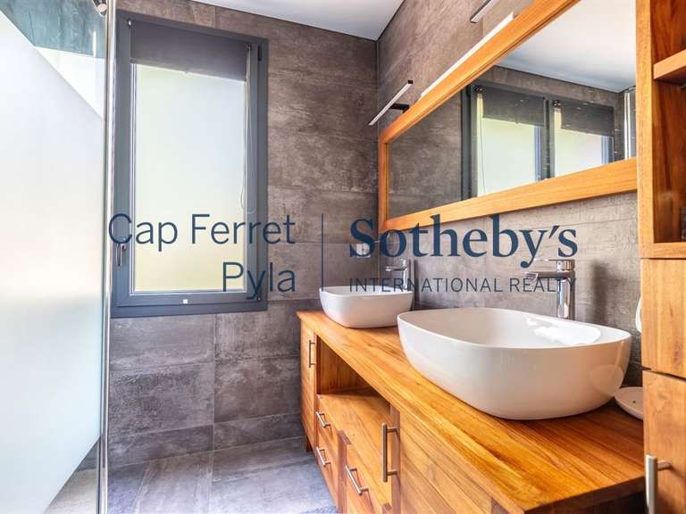 House cap-ferret - 4 bedrooms - 190m²