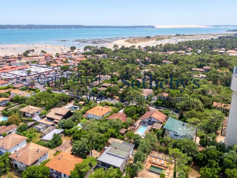 House cap-ferret - 4 bedrooms - 190m²