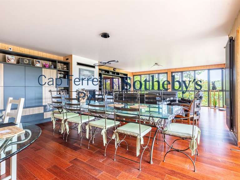 House cap-ferret - 4 bedrooms - 190m²
