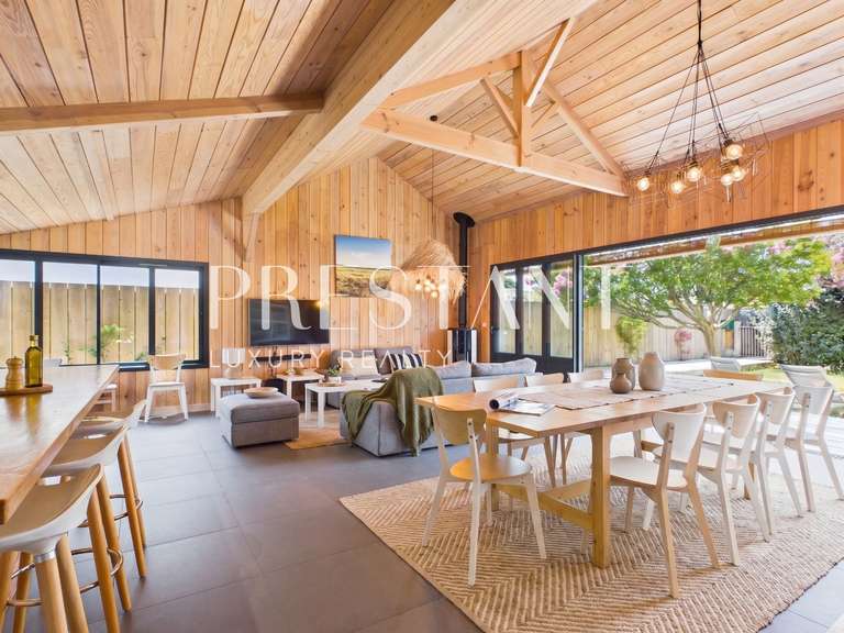 House cap-ferret - 6 bedrooms - 135m²