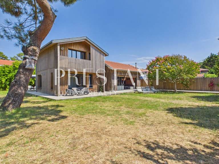 House cap-ferret - 6 bedrooms - 135m²