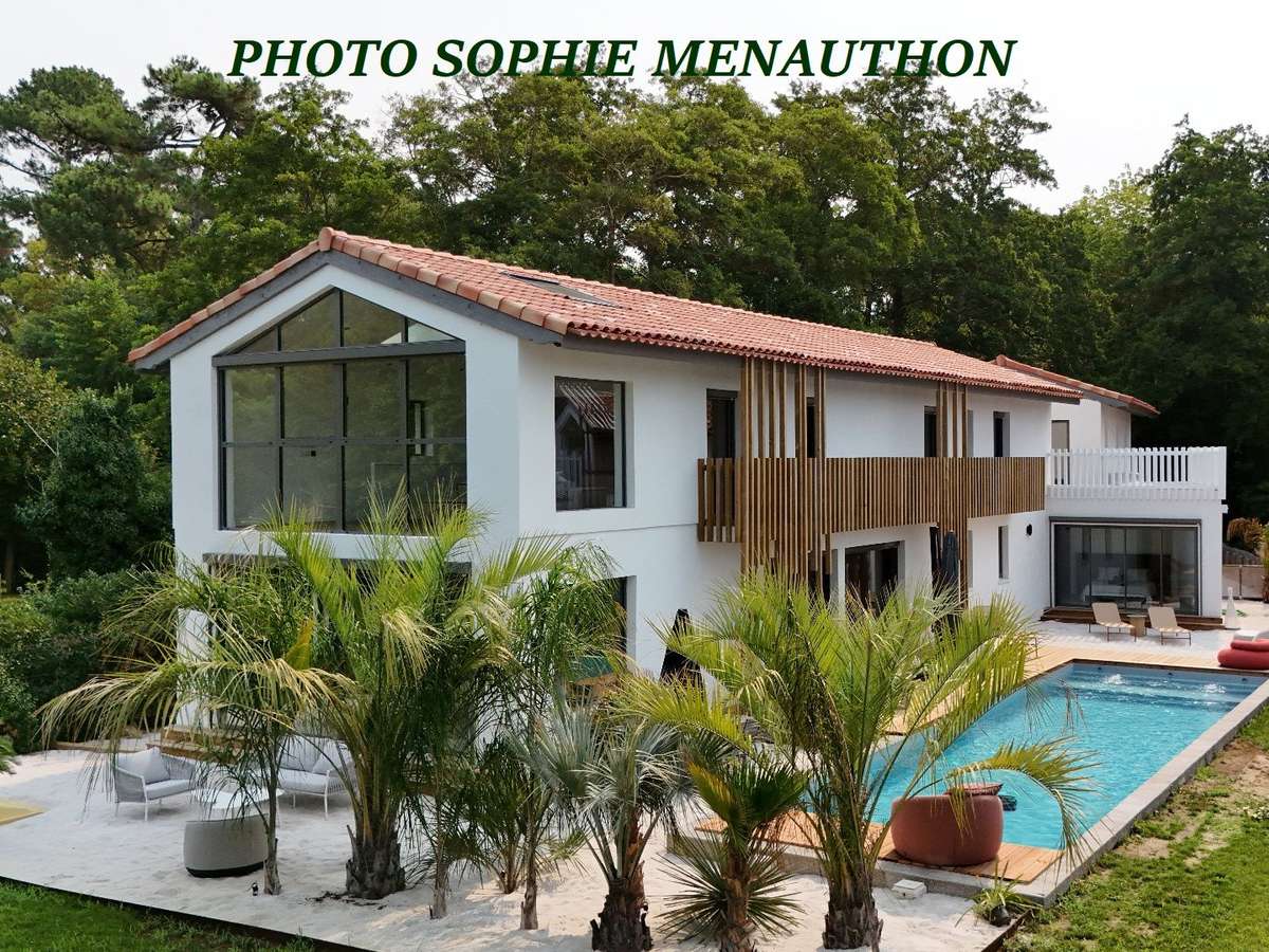 House Capbreton