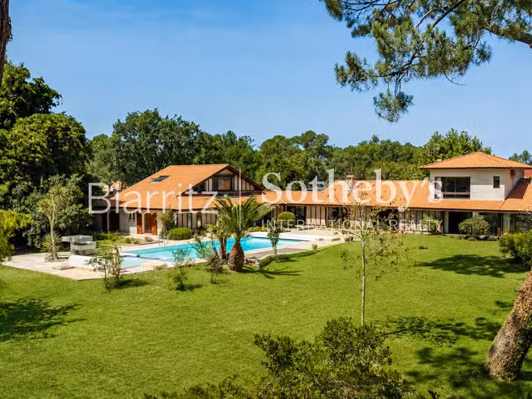 Maison Capbreton - 6 chambres - 630m²