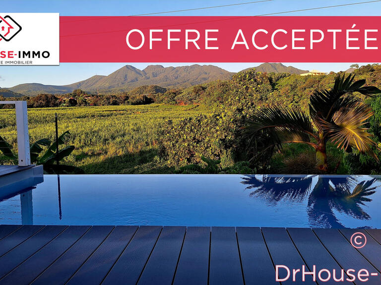 Villa Capesterre-Belle-Eau - 2 bedrooms - 86m²