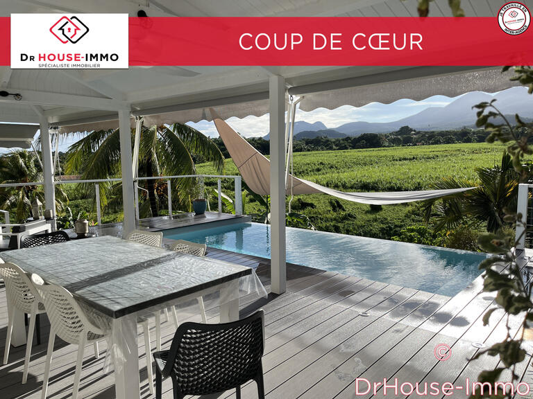 Villa Capesterre-Belle-Eau - 2 chambres - 86m²