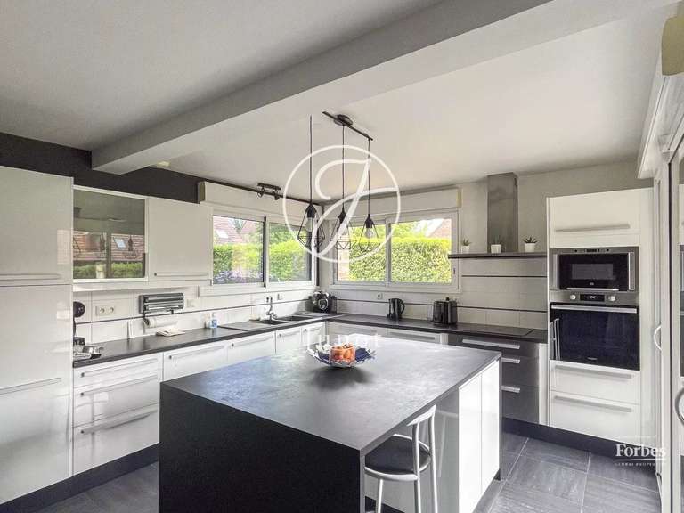 Maison Capinghem - 5 chambres - 261m²