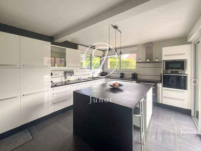 Maison Capinghem - 5 chambres - 261m²