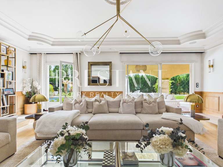 Maison Carbon-Blanc - 5 chambres - 306m²